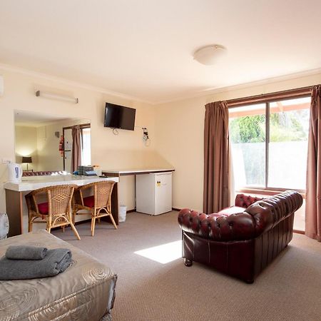 Ardrossan Hotel Motel מראה חיצוני תמונה