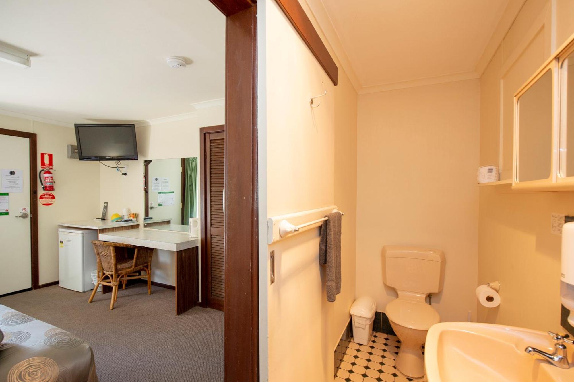 Ardrossan Hotel Motel מראה חיצוני תמונה